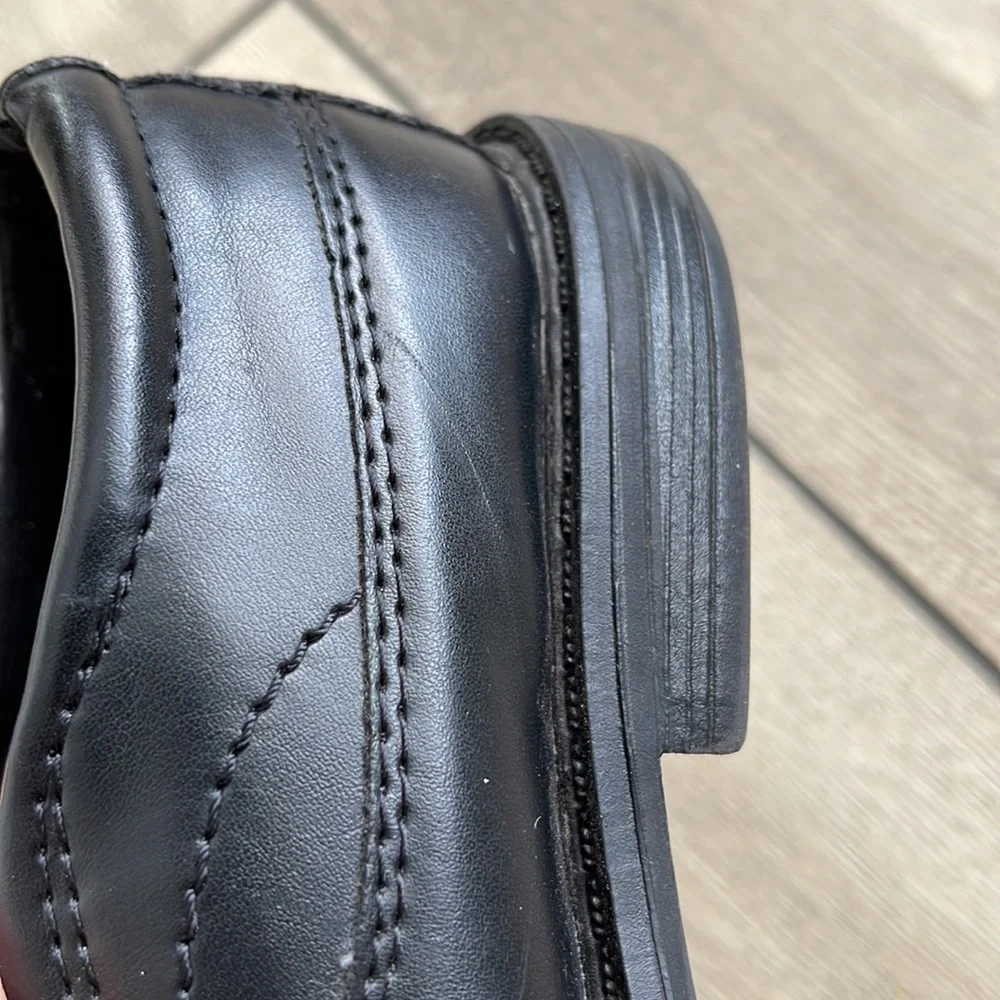 Smart Fit Boys Black Dress Shoes Size 2.5